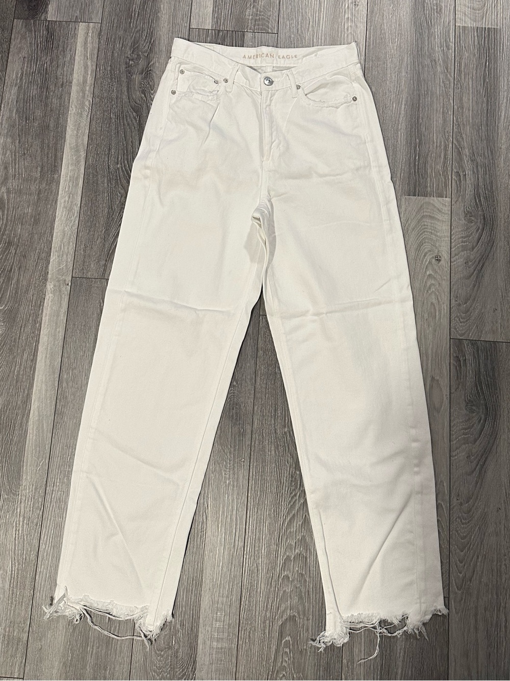 American Eagle Outfitters White Jeans - Size 10
